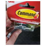 Command 5 lb Universal Picture Hanger, 3 Frame Hangers, 6 Command Strips and 6 Frame Stabilizer Strips for Sawtooth, D-Ring, Wire, Keyhole and Other Frames, Damage-Free Hanging for Home Decor