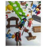 Playmobil Pirate Treasure Chest Playset w/ Scene Play Pieces