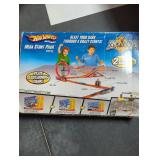 Hot Wheels Trick Tracks Mega Stunt Pack Set, no cars