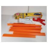 Hot Wheels Strip Action Set, no car but with extra track pieces