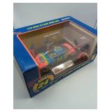 1995 NASCAR #24 Champion Pit Stop Show Case 1/24 Scale Collector Car Set
