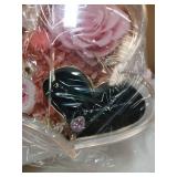 Preserved Roses with Necklace Gift Box Pink