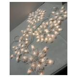 APPEARS NEW - Snowflake Christmas String Lights with 6 Drops - 9ft 100 Mini Bulb Icicle Lights with Hooks, Plug-in Connectable Hanging Lights for Christmas Home Indoor Outdoor Party Wedding Holiday D