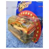 2000 NASCAR Tony Stewart #20 Home Depot 1:43 Winners Circle Diecast
