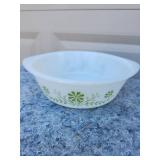 Vintage Pyrex Green Daisy Pattern Mixing Bowls
