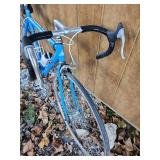Vintage Cannondale Road Bike with Sugino Crankset