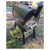 Used Traeger Wood Pellet Grill - Powers On - Auger Don