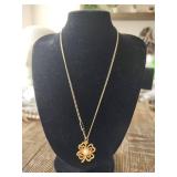 Gold Tone Clover Pendant Necklace Gold Tone Clover Pendant Necklace