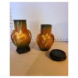 Roseville pottery Zephyr Lily vases set, excellent condition, 6in tall, plus 2 wooden lifts