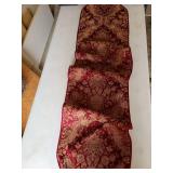 Table runners