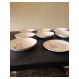 Mid-Century Warranted 22K floral pattern 6 dishes, 1 salad plate