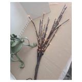 Metal home decor 24in tall, lighted stems 36in tall