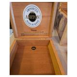 Vintage style elephant world map cigar humidor with Ashton Coronas cigar box