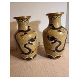 Beautiful pair of Chinese Cloisonne Dragon Vases, 6.5in tall