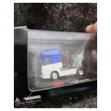 1/87 Malibu International Scania R470 Semi Scale In Display Case - Case Cracked