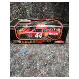 1998 Revell 1:24 Diecast Nascar Tony Stewart Small Soldiers Shell Grand Prix 44 - Retail: $25