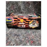 1998 Revell 1:24 Diecast Nascar Tony Stewart Small Soldiers Shell Grand Prix 44 - Retail: $25