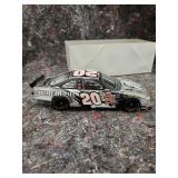 Joe Gibbs Racing 2002 Tony Stewart Home Depot 1:24 Scale Clear Stock Car - Retail: $35