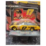 2000 NASCAR Racing Champions #17 DeWalt Ford Taurus 1:64 Diecast - Retail: $15