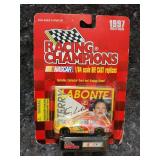 1997 Racing Champions NASCAR Labonte 1/64 Die-Cast Car - Retail: $15