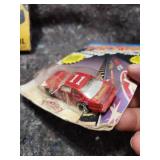 Vintage 1992 NASCAR Racing Collectible Set - Pennzoil Team & Pit Row Die-Cast - Retail: $45