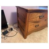 ANTIQUE OAK CHEST OF 2 DRAWER-  UNB