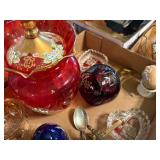 GLASSWARE MISCELLANEOUS FLAT X 13 Pcs. DECOR W/ GLASS EGGS- FR