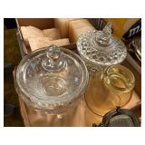 CANDY DISHES X 2/ BOWL WITH LEGS X 2- FR