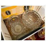 GLASSWARE MISCELLANEOUS BOX W/ 2 MIRRORS, (8 pcs)- FRT