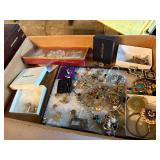 COSTUME JEWELRY FLAT- FRT