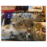 COSTUME JEWELRY FLAT- FRT