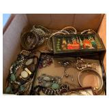 COSTUME JEWELRY FLAT- FRT