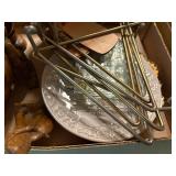 COLLECTIBLE WHISKEY BOTTLES/ PLATES & MISC.- FRT