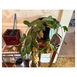 PLANT STANDS & FLOWER POTS- H