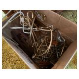 BOX OF EASEL PLATE HOLDERS- H