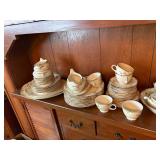 USA EGGSHELL NAUTILUS CHINA SET- DR