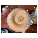 USA EGGSHELL NAUTILUS CHINA SET- DR