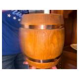 MUFFIN PANS & COOKIES JAR- DR