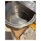 MIRRO-MATIC PRESSURE COOKER W/ WEIGHT & MANUAL- KC