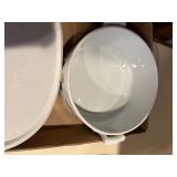CORNING WARE DISH & GLASS CASSEROLE DISH- KC