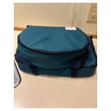 PYREX PORTABLE SET 9X13 & CASSEROLE DISH- KC