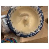 CUPS/ NUT CRACKERS & MISCELLANEOUS FLATS X2- K