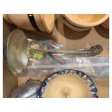 CUPS/ NUT CRACKERS & MISCELLANEOUS FLATS X2- K