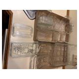 REFRIGERATOR DISHES X5 W/ EXTRA LIDS (2X FLATS)- K