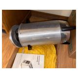 TOASTER & 22 CUP COFFEE POT- K
