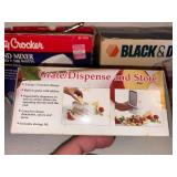 WAFFLE IRON/ HAND MIXER/ NUT CHOPPER/ GRATER- P