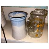 GLASS PITCHER/ UTENSIL CADDIE POTTERY- P