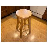 WOOD BAR STOOL- K