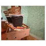 HANGERS & TRASH BASKET- BG