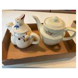 ANTIQUE TEA POTS X2- BG